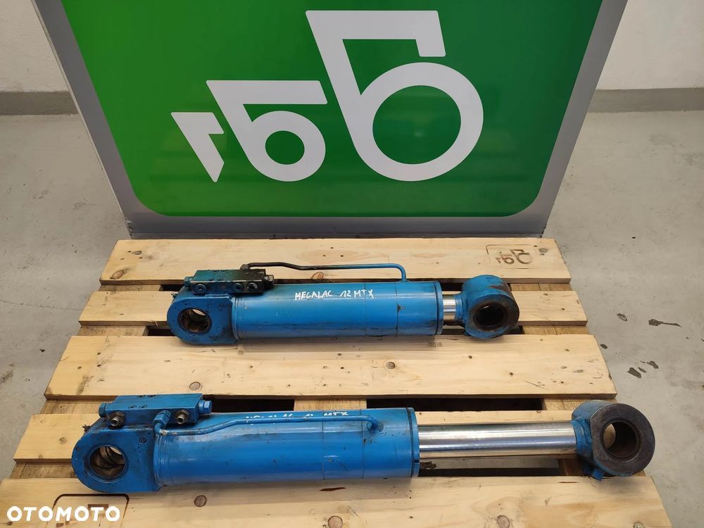 Siłownik ramienia Mecalac 12 MTX - 1