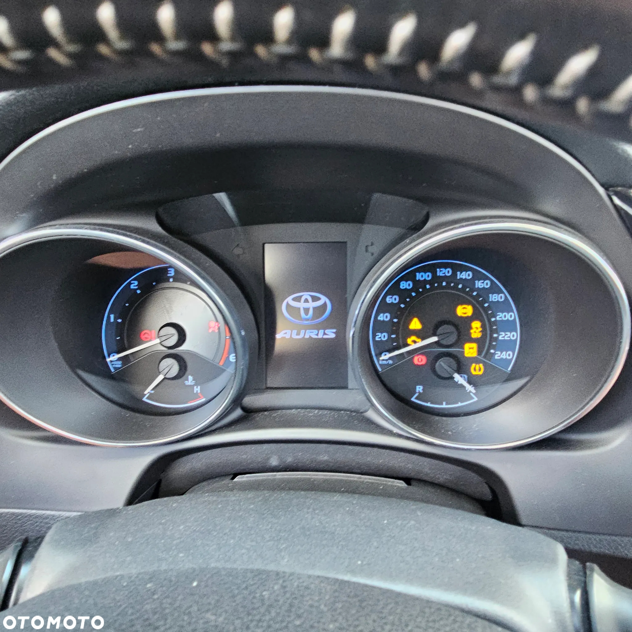 Toyota Auris 1.6 D-4D Touring Sports Comfort - 15