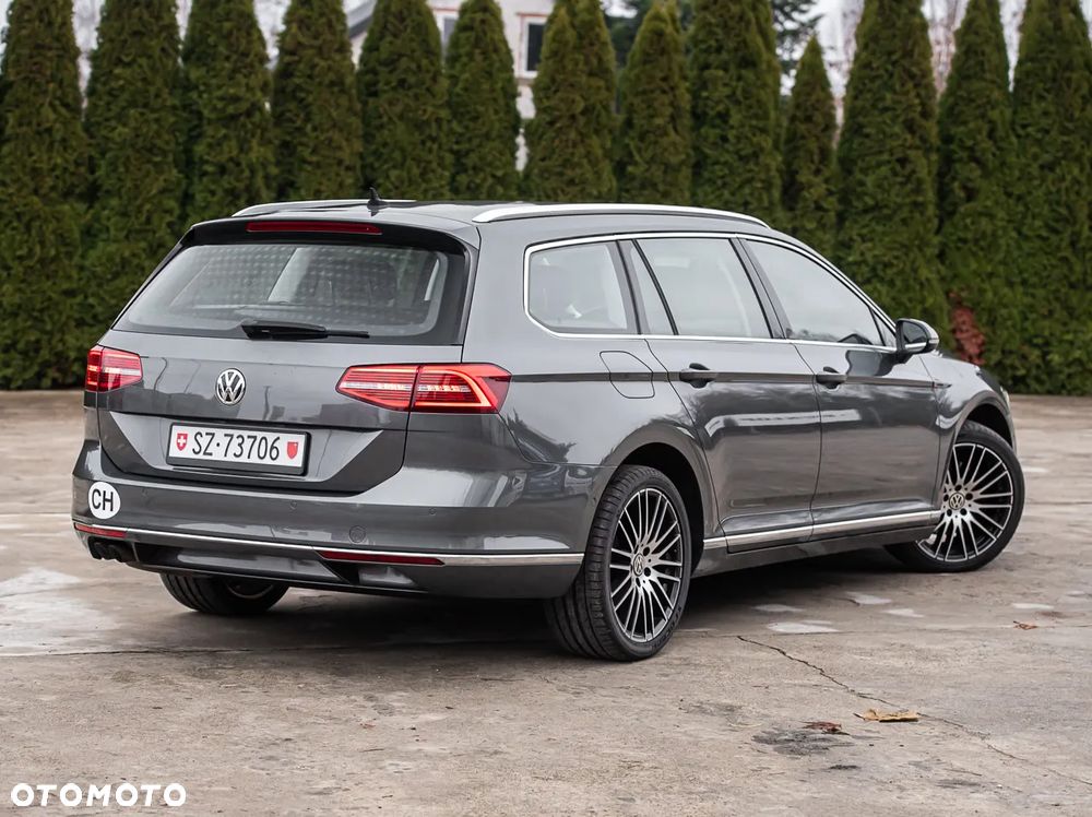 Volkswagen Passat 2.0 TDI SCR 4Motion DSG Highline - 13