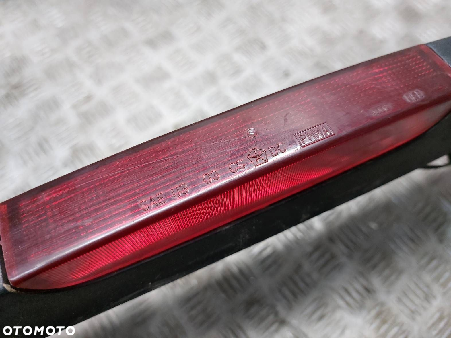 LOTKA SPOILER STOPKA TRZECIE ŚWIATŁO STOP CHRYSLER  PACIFICA I - 4