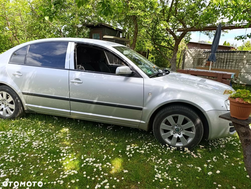 Skoda Superb - 5