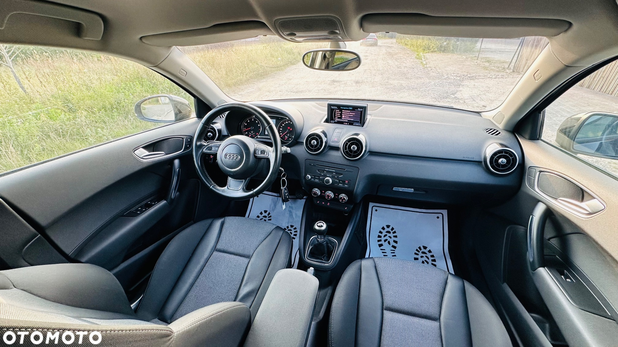 Audi A1 ver-1-2-tfsi-attraction - 13