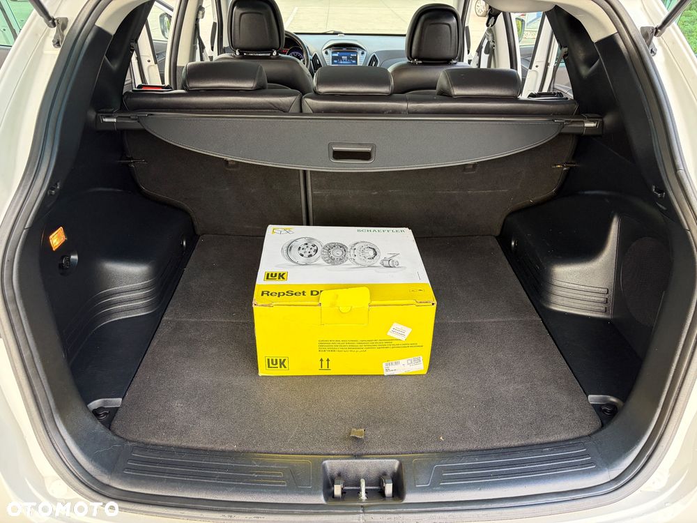 Hyundai ix35 2.0 CRDi Premium 4WD - 11