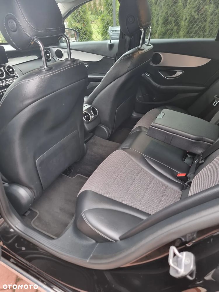 Mercedes-Benz Klasa C 220 d 9G-TRONIC - 15