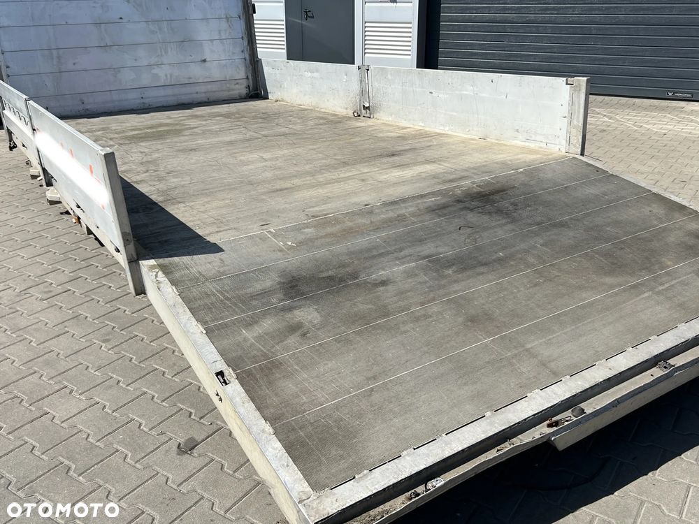 Zabudowa Skrzynia Paka 5,65m Alu Burty - 4