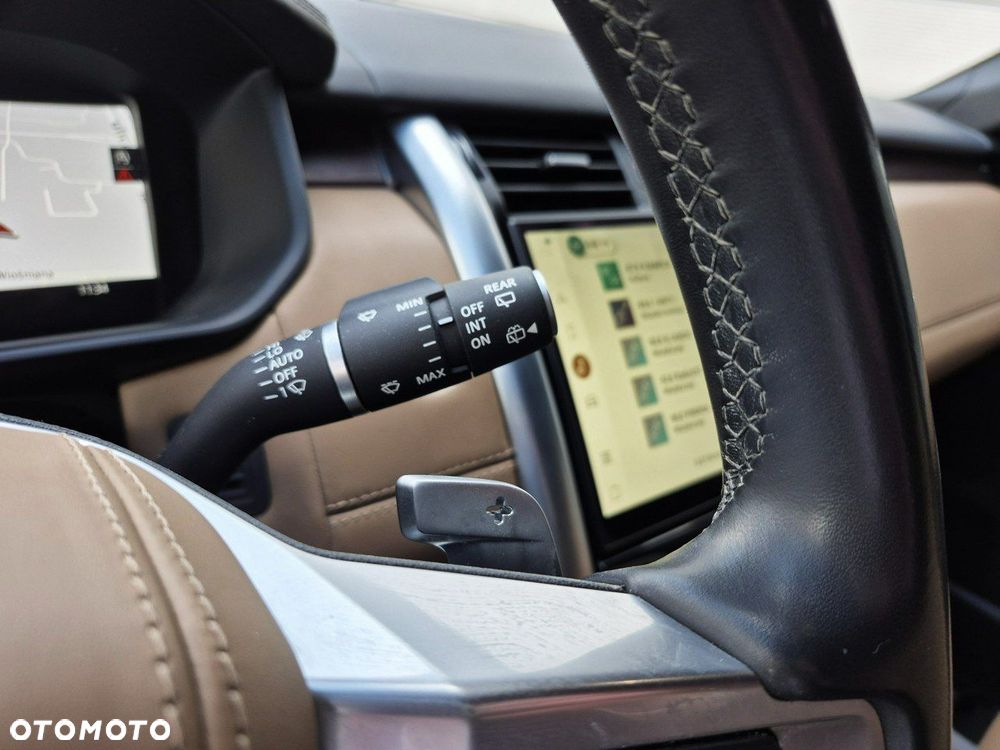 Land Rover Discovery 3.0 D300 mHEV R-Dynamic HSE - 33