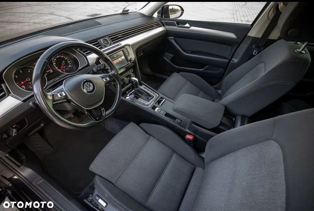Volkswagen Passat 2.0 TDI BMT Highline DSG - 16