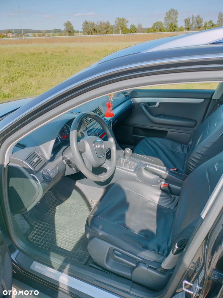 Audi A4 Avant - 4