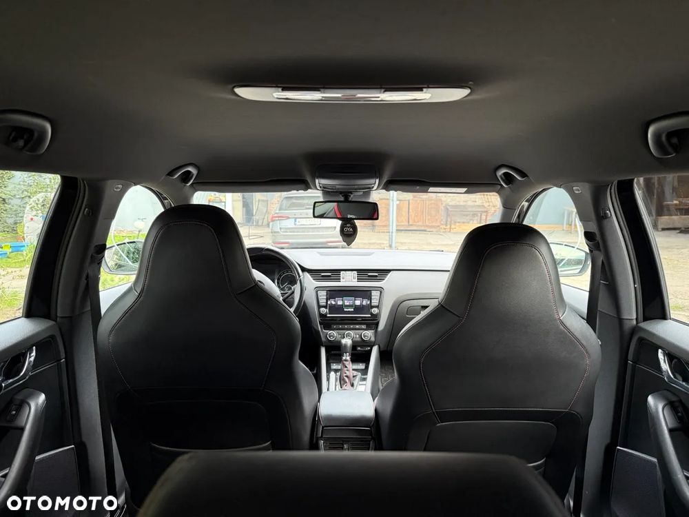 Skoda Octavia 2.0 TSI RS 230 DSG - 8
