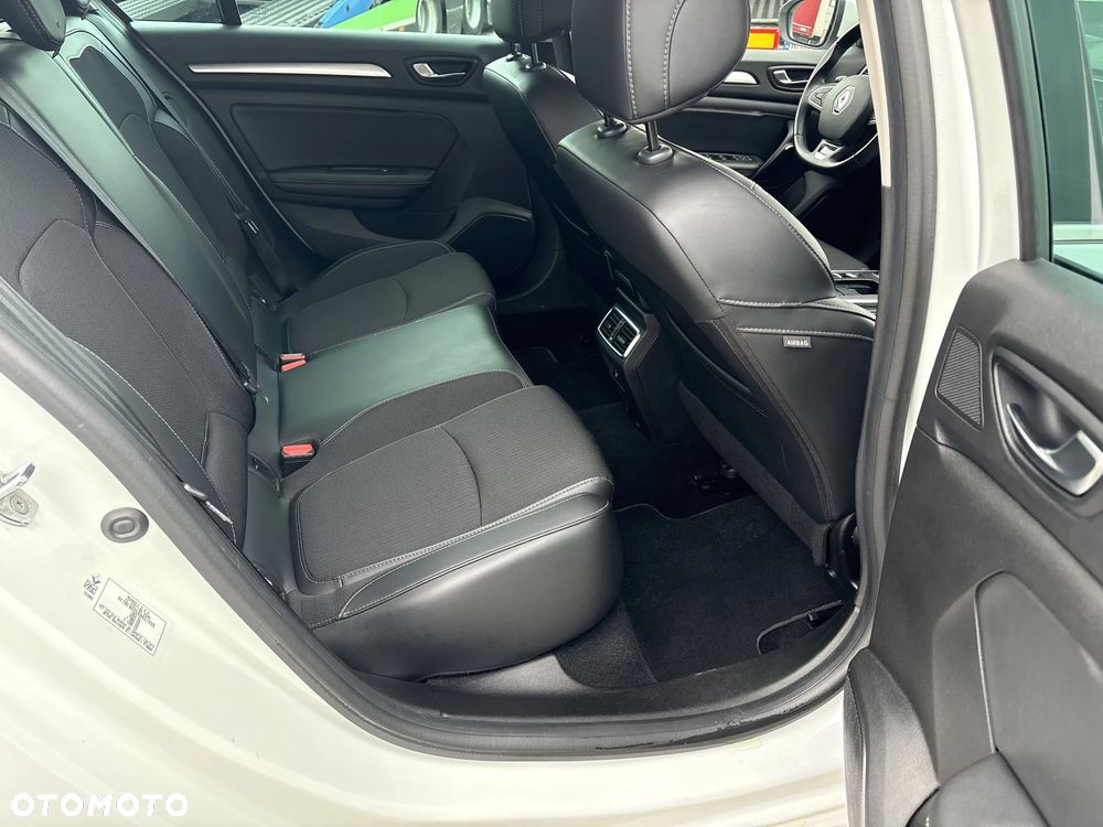Renault Megane 1.3 TCe Intens - 15