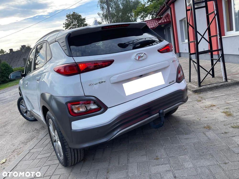 Hyundai Kona 64kWh Premium - 33