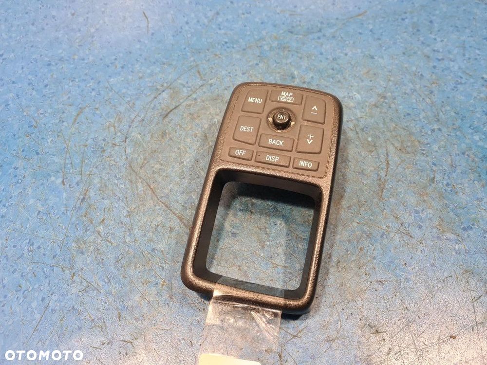 TOYOTA AVENSIS T25 LIFT PANEL NAWIGACJI 86820-20050 - 1