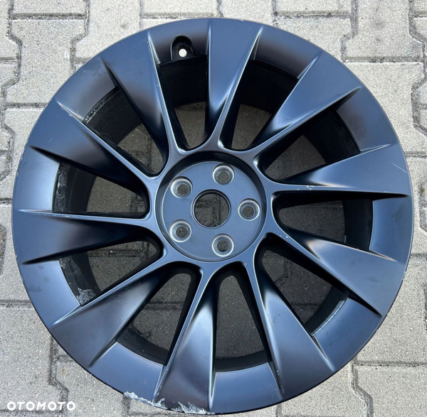 TESLA Y PERFORMANCE 1szt 9.5x20 ET45 1188223-00-C 712.