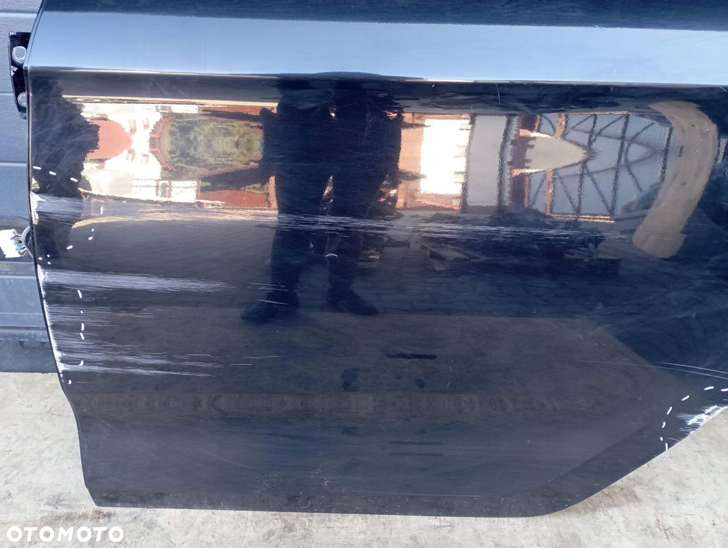 KIA CARENS IV 4 DRZWI LEWE TYŁ TYLNE EUROPA - 3