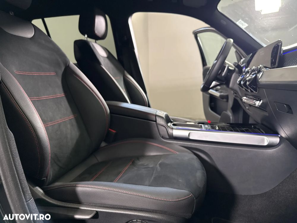 Mercedes-Benz GLB 220 4MATIC MHEV Aut. - 12
