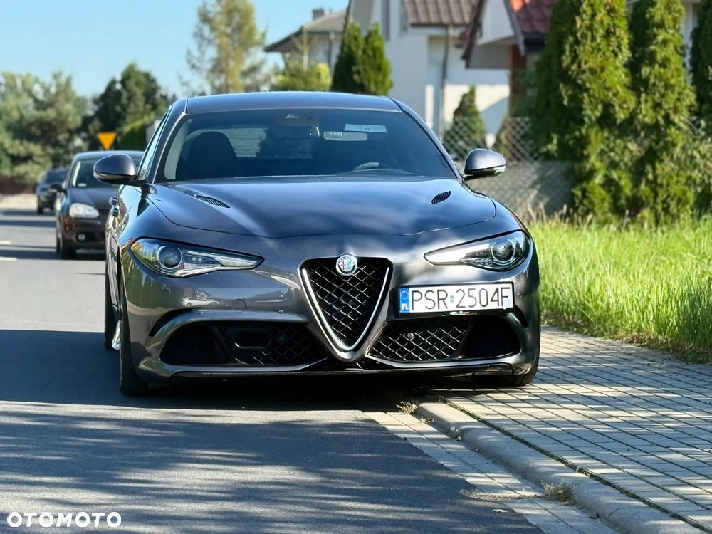 Alfa Romeo Giulia 2.9 Bi Turbo V6 Quadrifoglio - 32