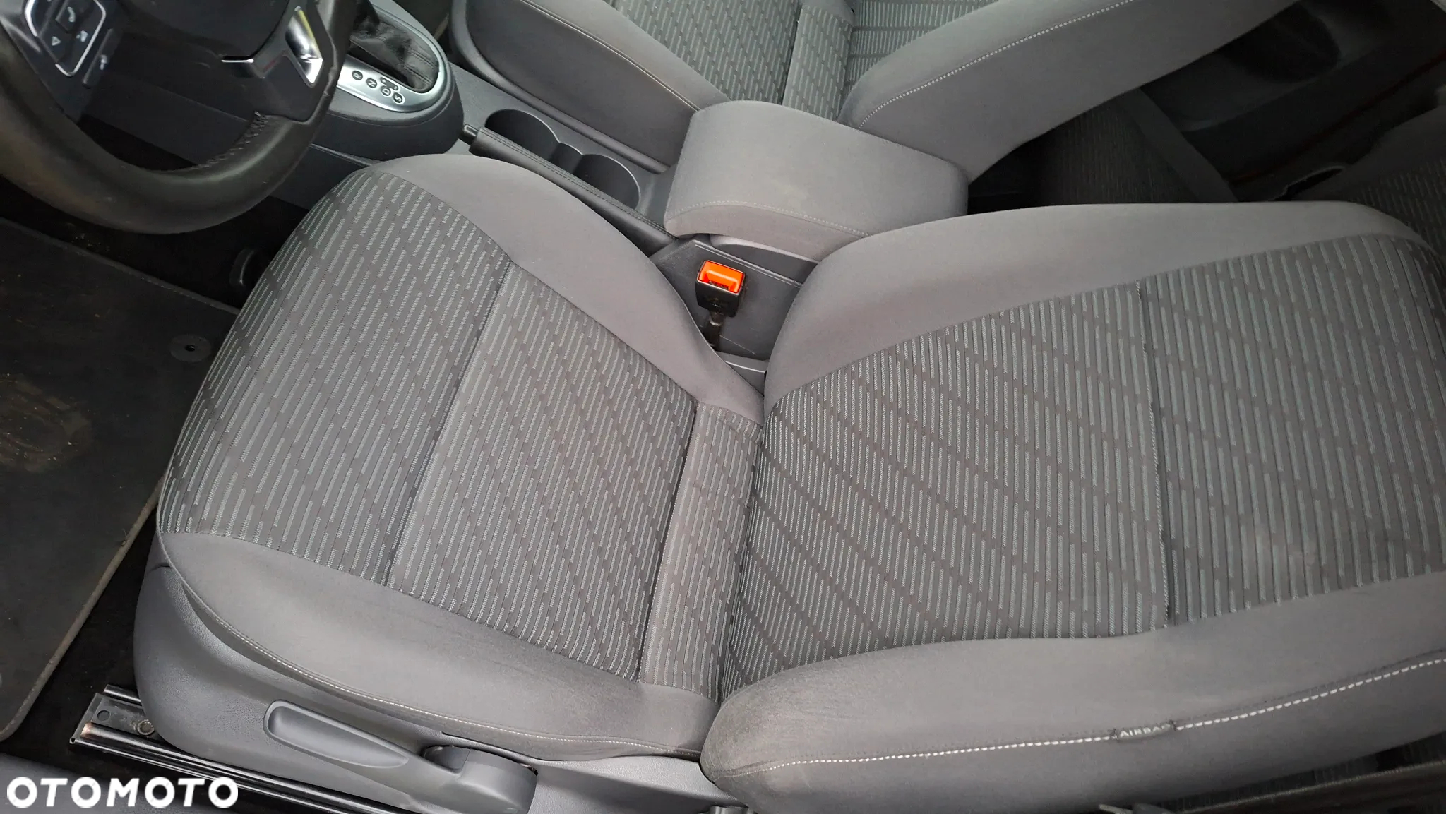 Volkswagen Caddy 2.0 TDI Highline 4Motion DSG - 14