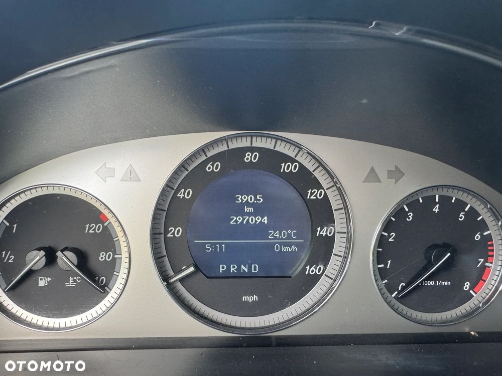 Mercedes-Benz GLK 350 4-Matic - 12