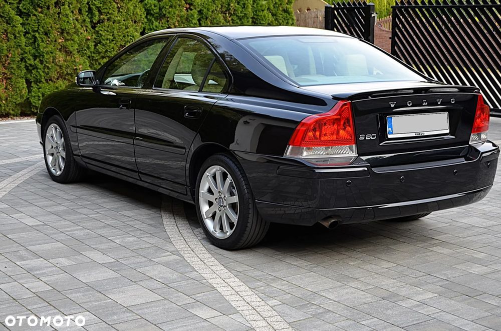 Volvo S60 2.4D Summum - 3
