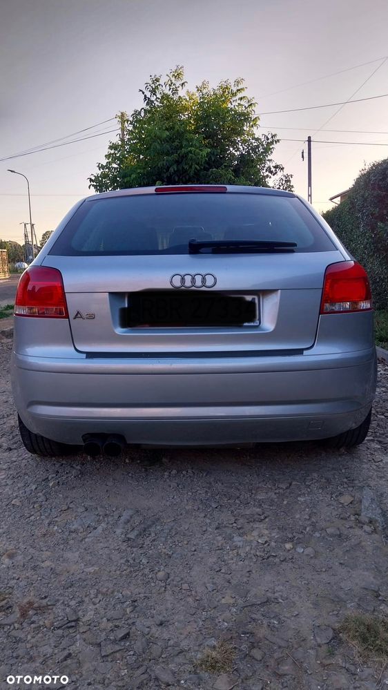 Audi A3 3-drzwiowe 1.6 Ambiente - 1