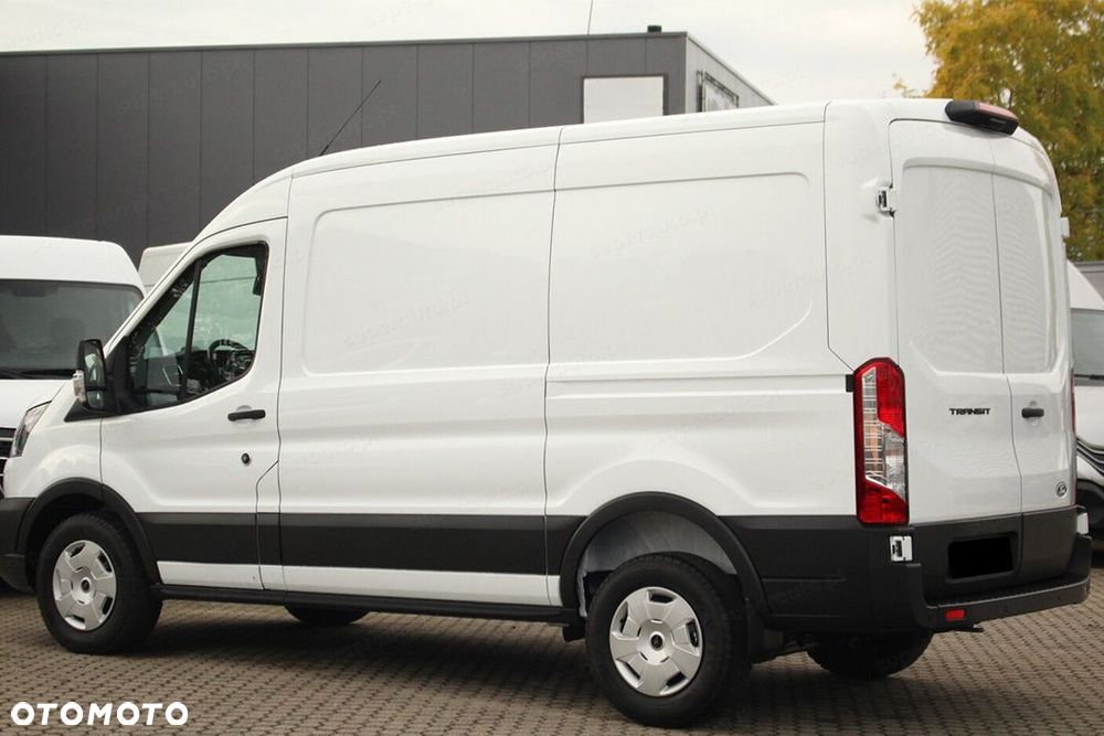 Ford Transit 350 L2H2 Trend 2.0 130KM - 6