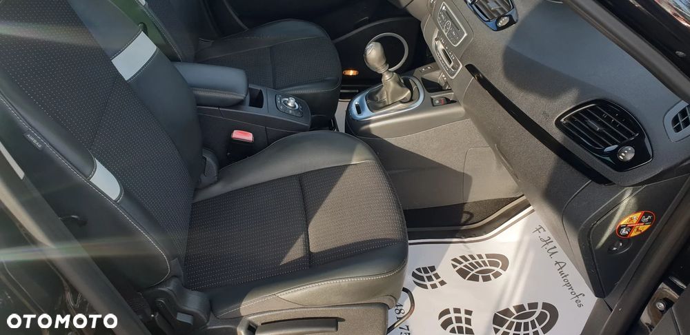 Renault Scenic - 14