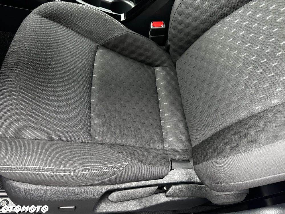 Toyota Corolla 1.8 Hybrid Comfort - 22