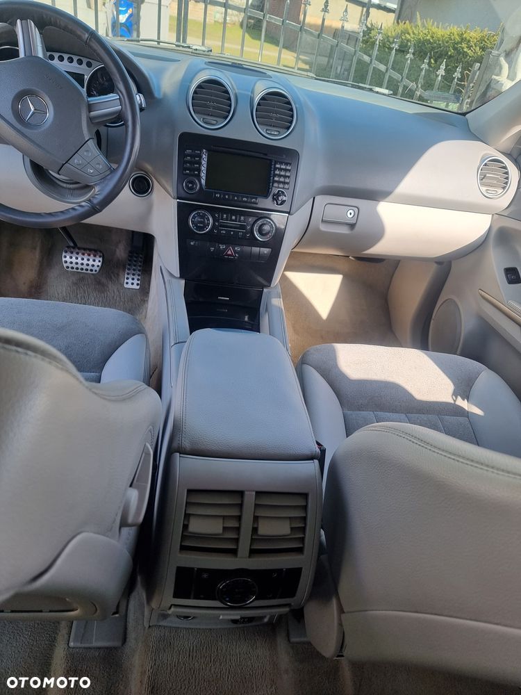 Mercedes-Benz ML - 7