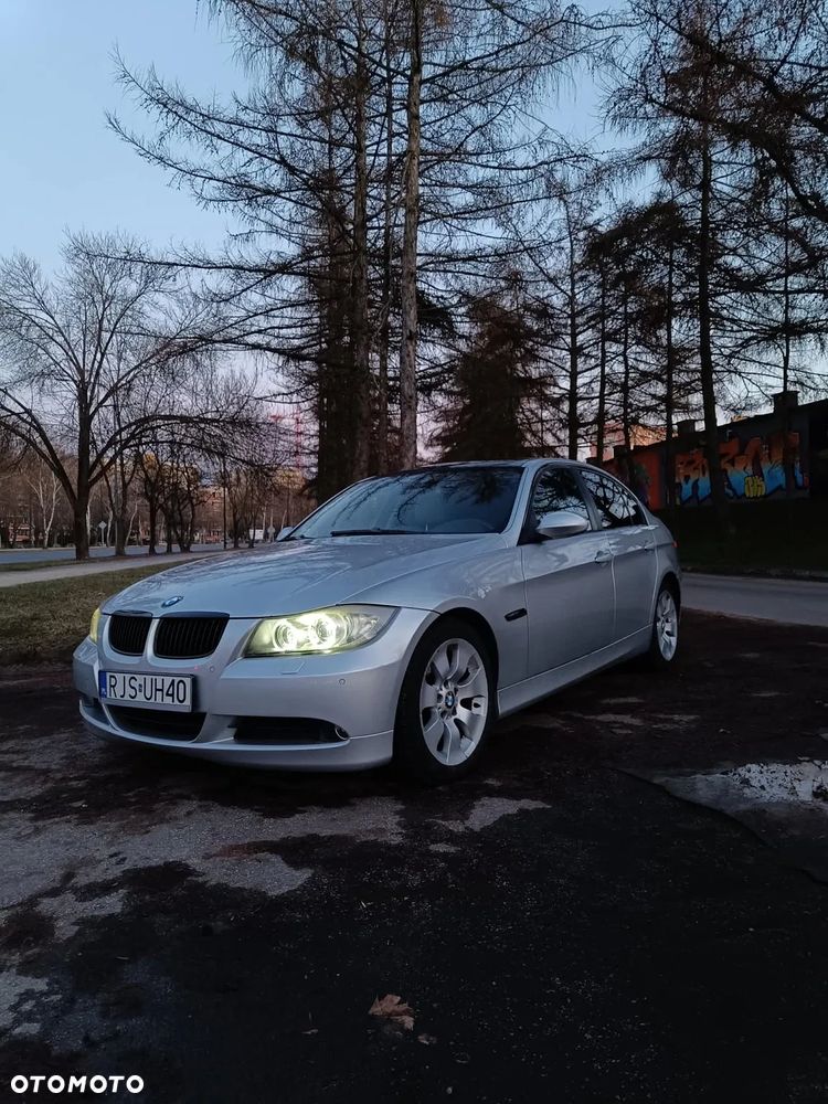 BMW Seria 3 325xi - 4