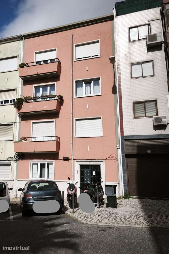 OPORTUNIDADE - (T1+2) c/ Logradouro - Grande imagem: 2/15