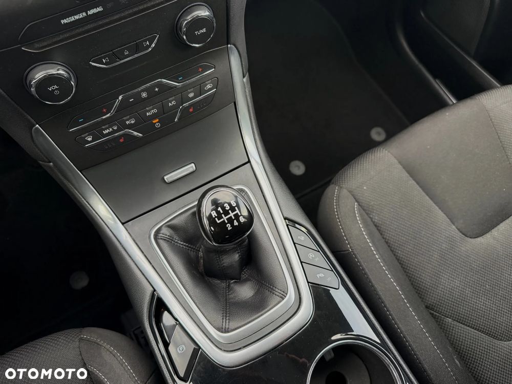 Ford S-Max 2.0 TDCi Titanium - 16