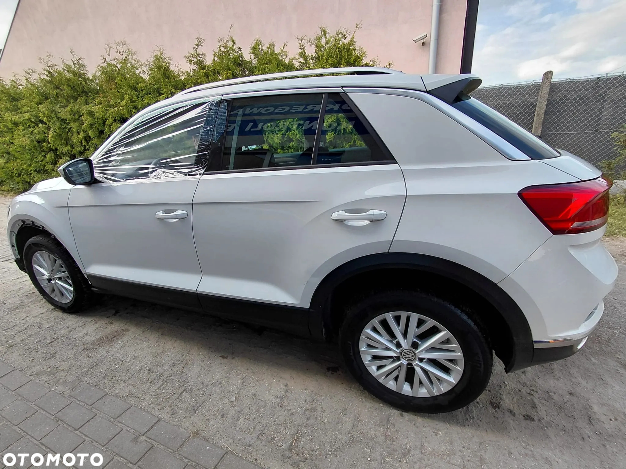 Volkswagen T-Roc - 7