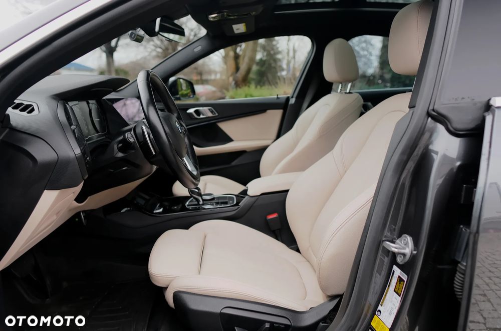 BMW Seria 2 225i xDrive Sport-Aut - 18