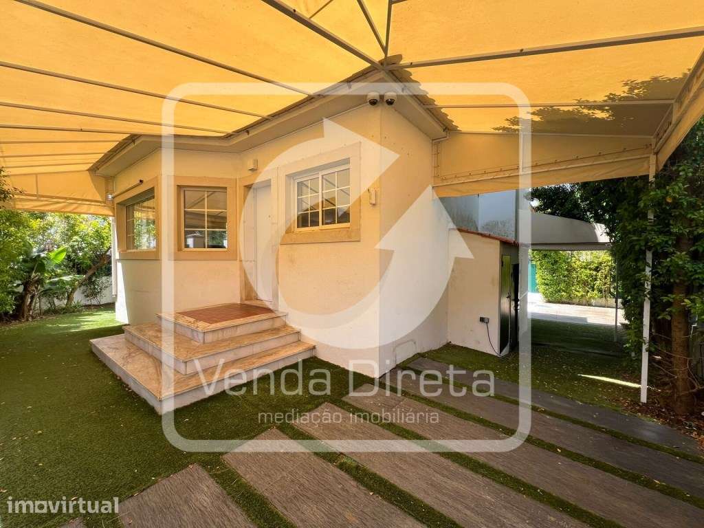 Moradia T4 Isolada com Piscina e Garagem no Estoril | IMÓVEL DA BANCA - Grande imagem: 3/42