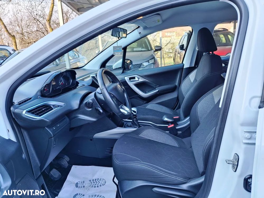 Peugeot 2008 1.5 BlueHDI FAP Active - 8