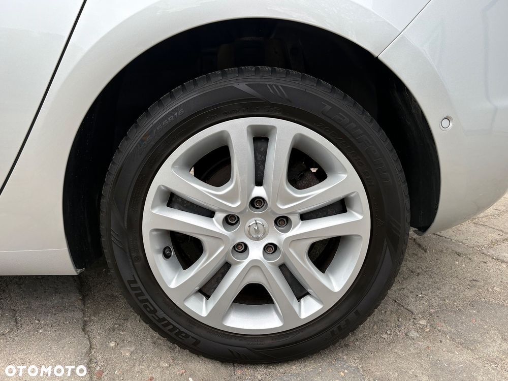 Opel Astra 1.4 T Enjoy - 33