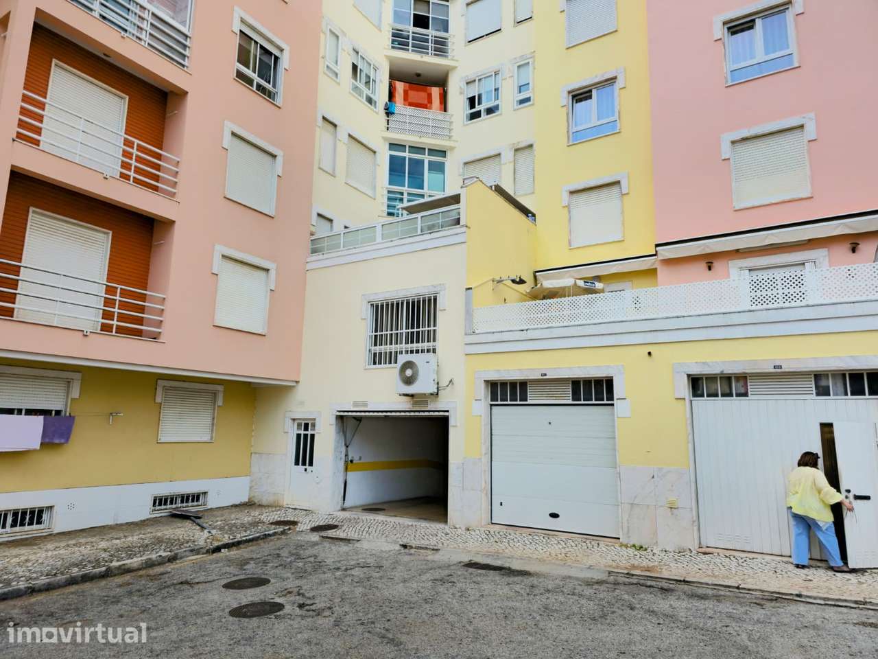 Garagem/Box na Anta de Agualva, Cacém - Grande imagem: 2/15