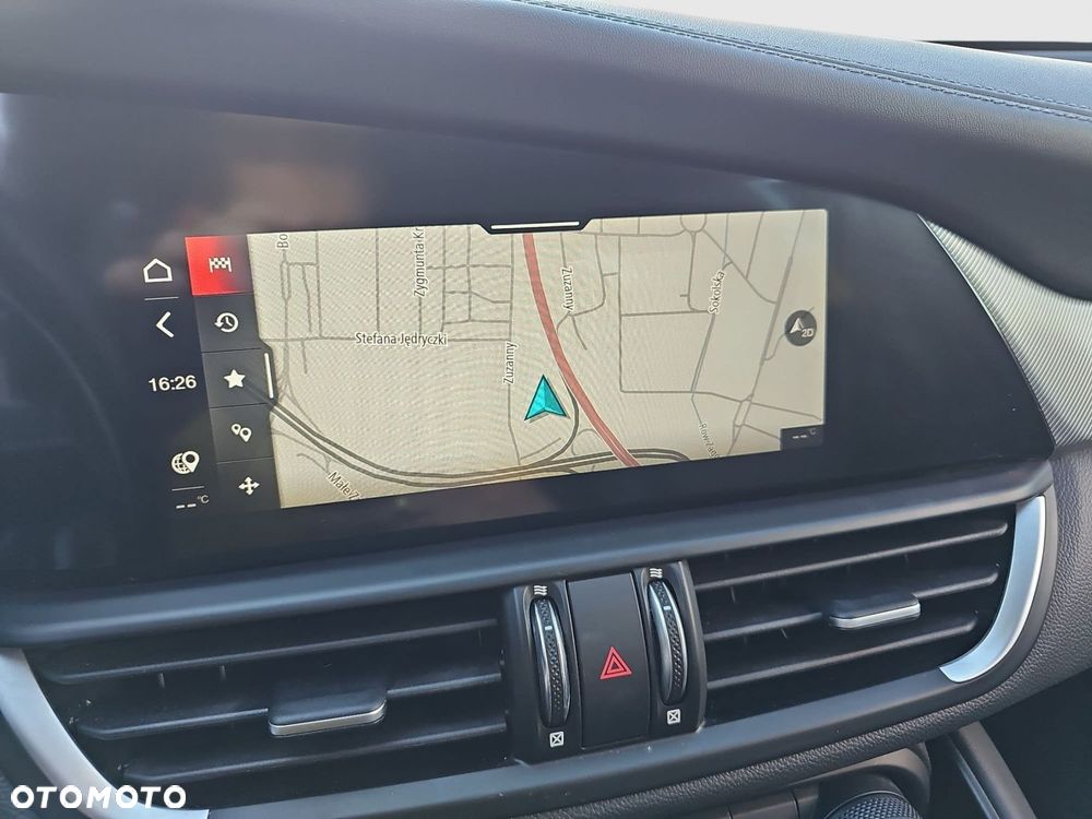 Alfa Romeo Giulia 2.0 Turbo Veloce Q4 - 19