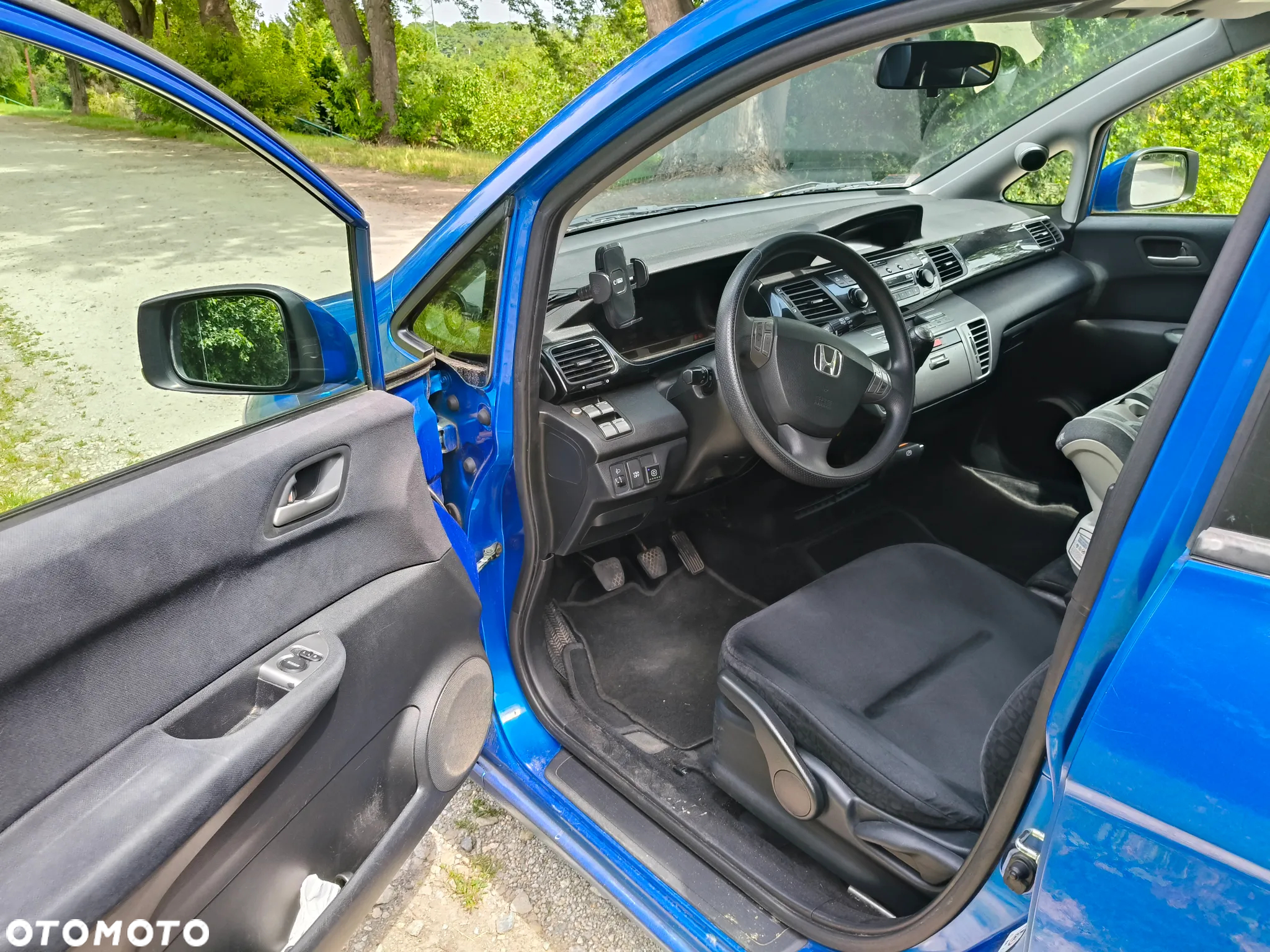 Honda FR-V - 13