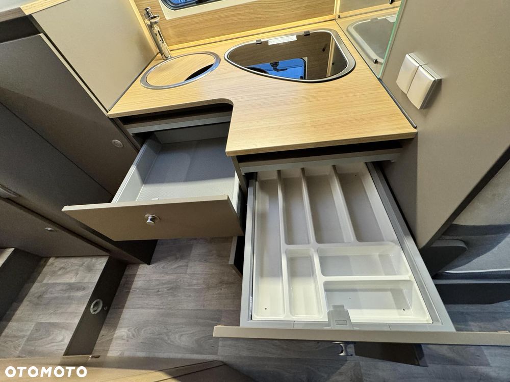 LMC Tourer Lift H664G - 4 osobowy, Używany, FV23%, Doposażony - 22