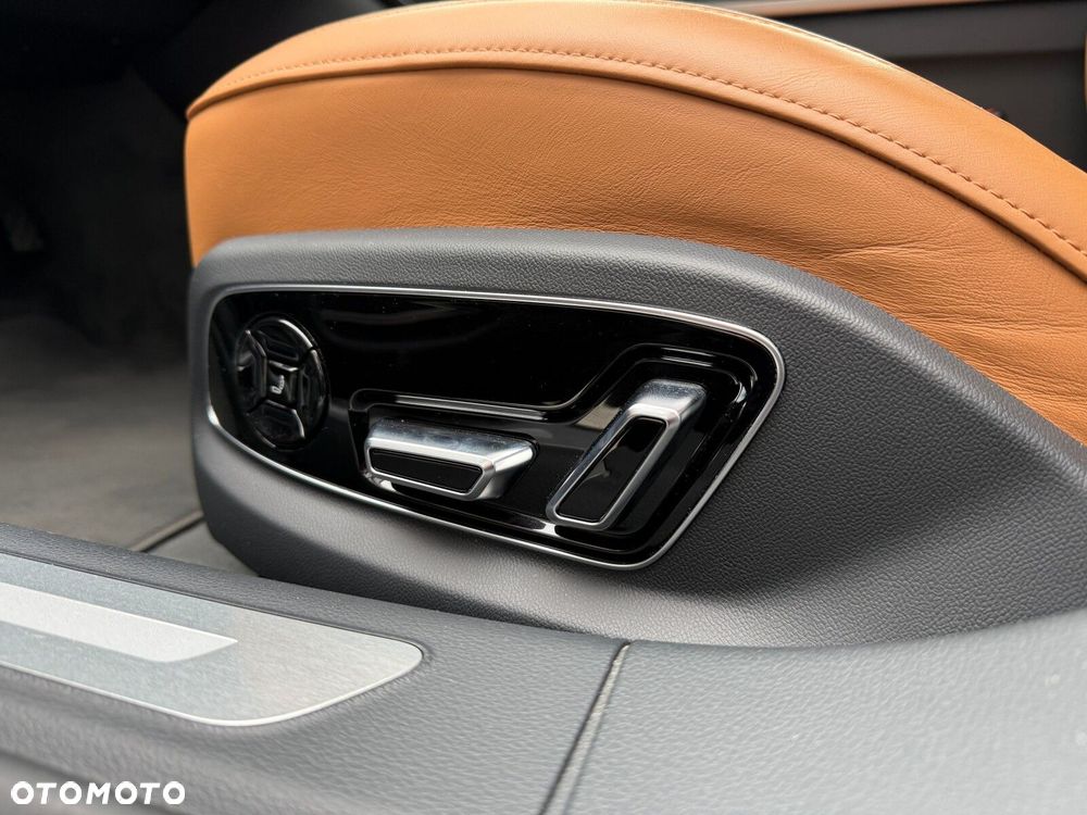 Audi A8 - 17