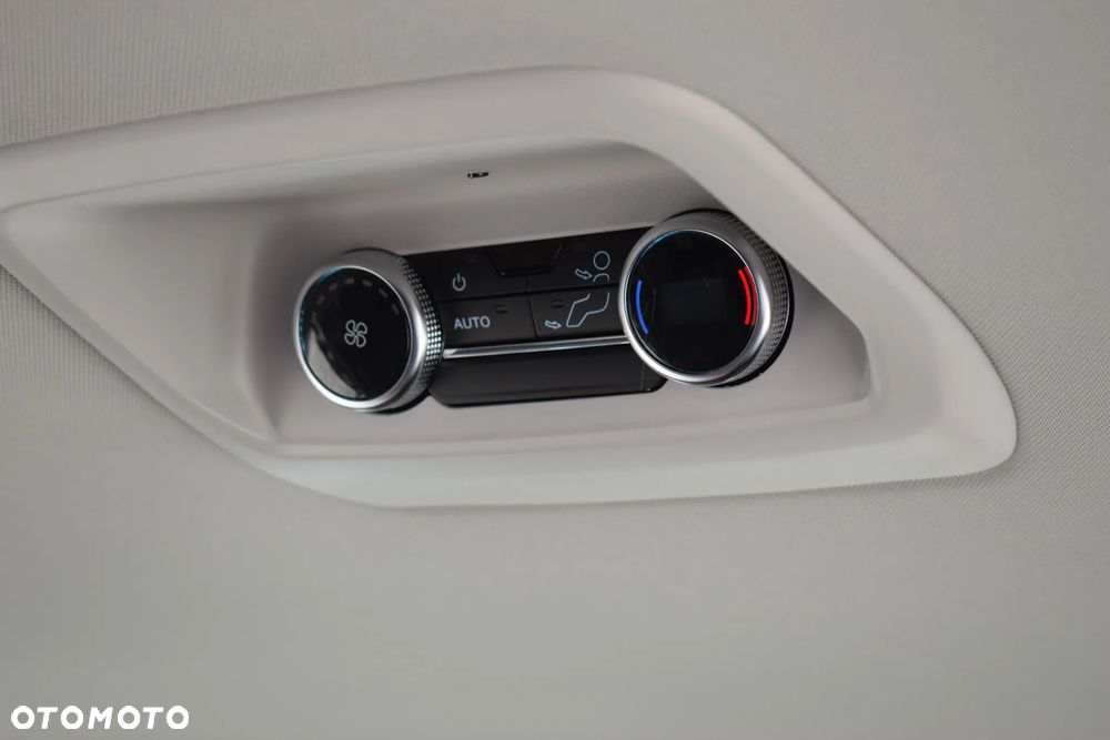 Ford Tourneo Custom 2.0 EcoBlue 320 L2 Titanium - 15