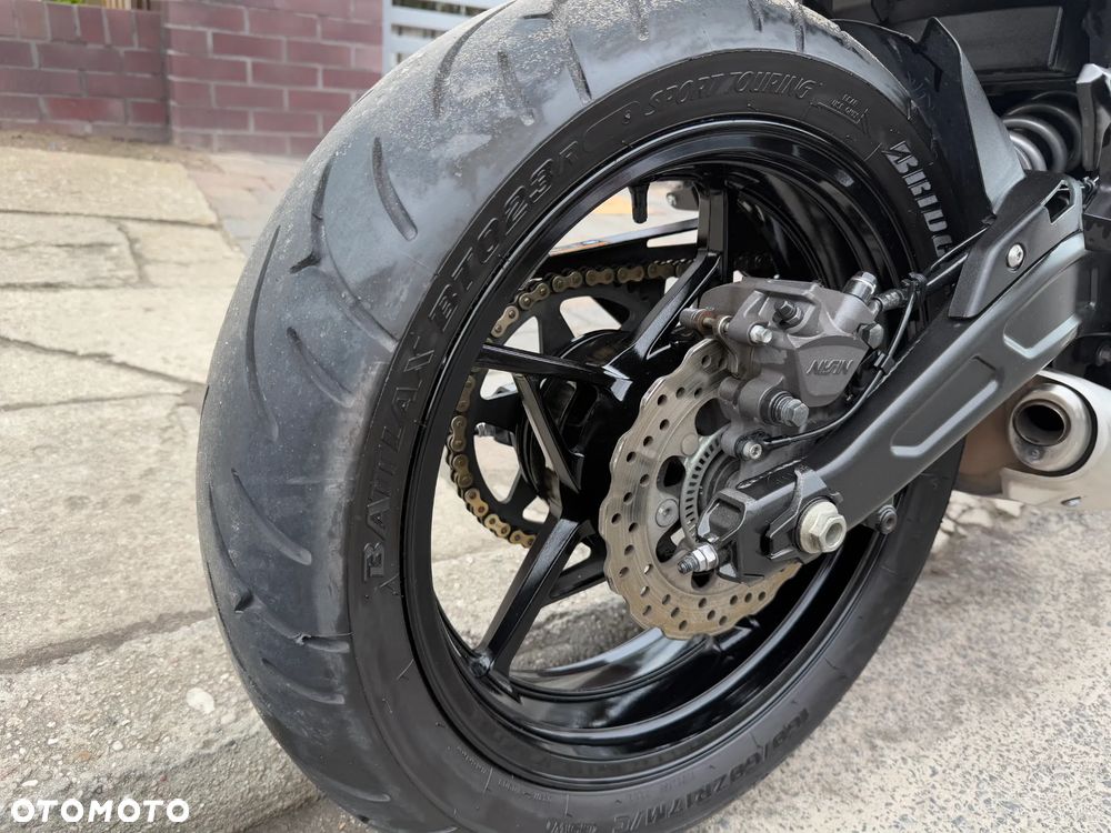 Kawasaki Ninja - 8