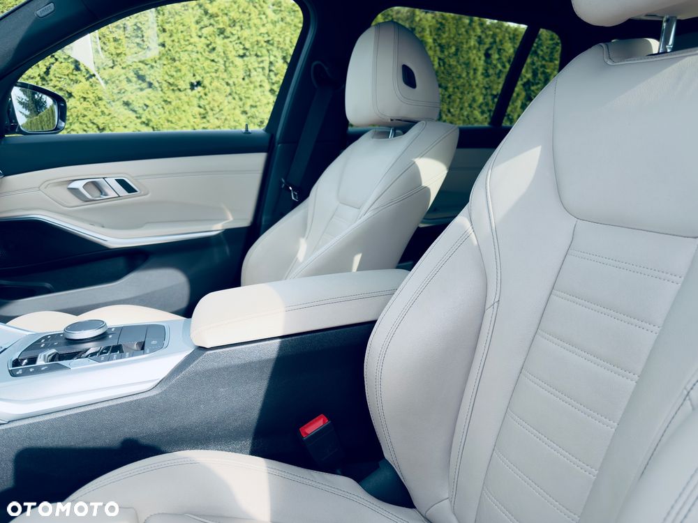 BMW Seria 3 320d MHEV Sport Line sport - 23