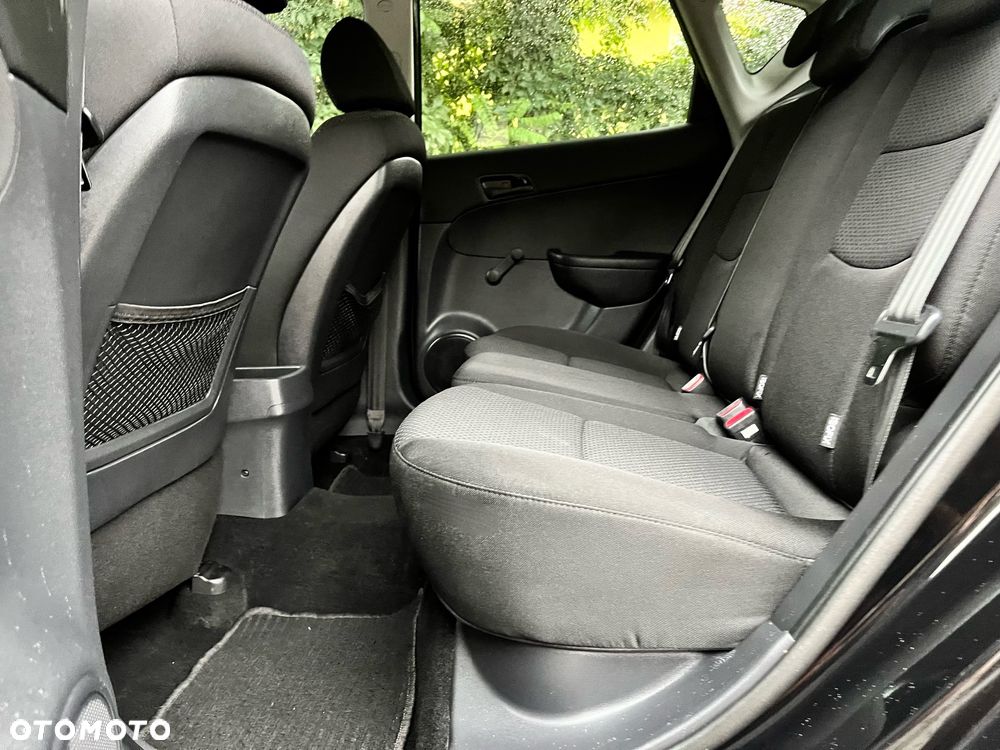 Hyundai i30 1.4 Blue Comfort - 25