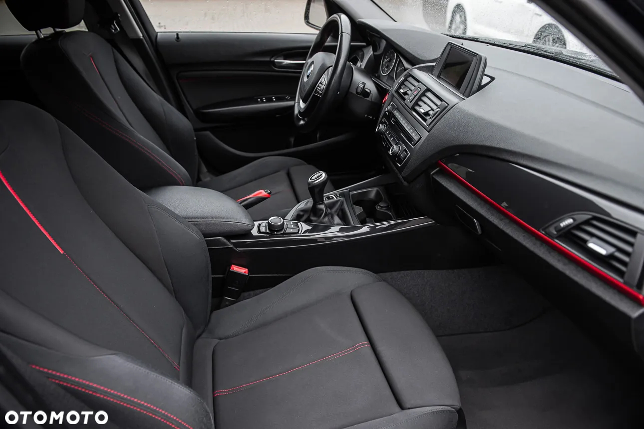 BMW Seria 1 116d Sport Line - 24