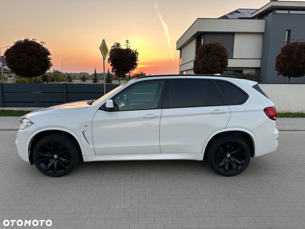 BMW X5 xDrive30d Sport-Aut - 2