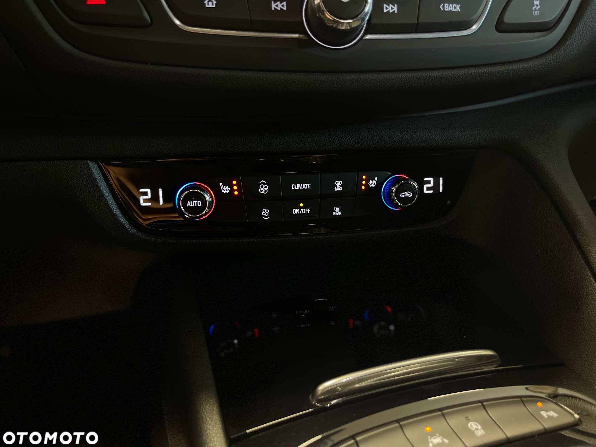 Opel Insignia 2.0 T Business Elegance S&S - 25