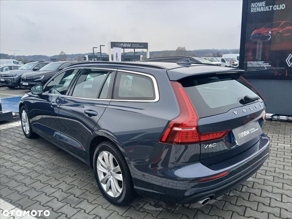 Volvo V60 B4 D Momentum Pro - 4
