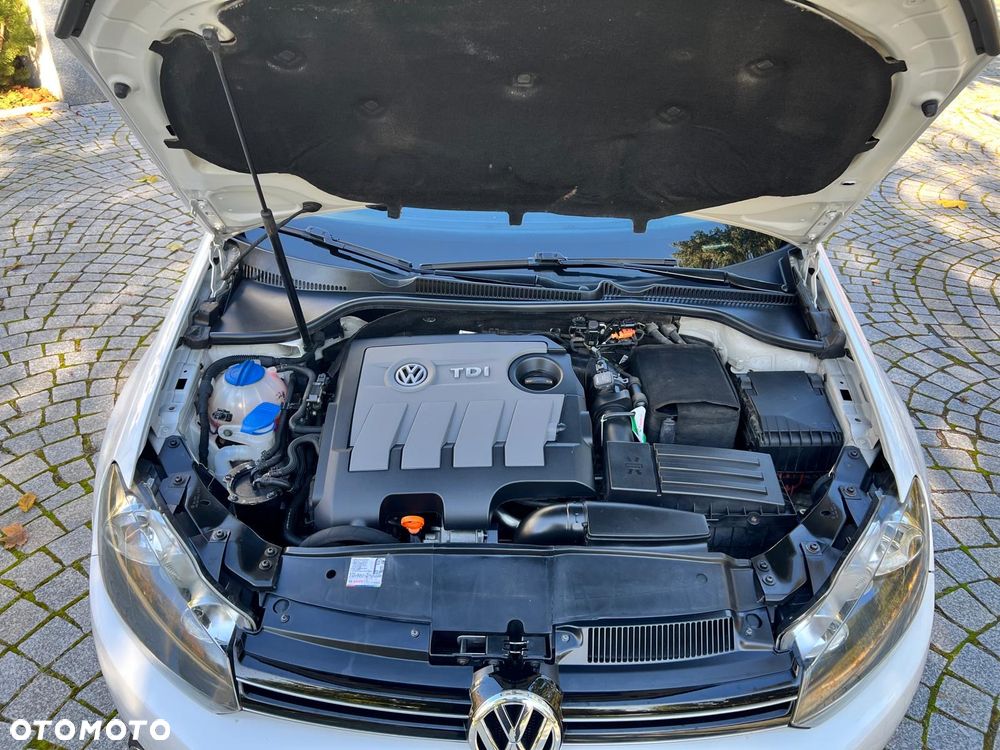 Volkswagen Golf - 21